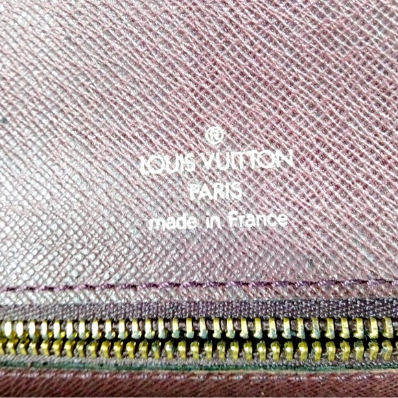 Vintage Louis Vuitton wristlet - Picture 4 of 7